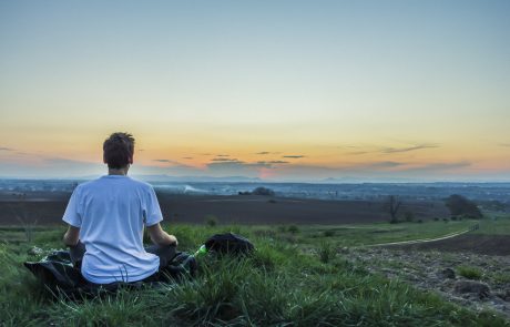 Kindling the Lights of Peace: A Meditation for Shabbat Candle Lighting